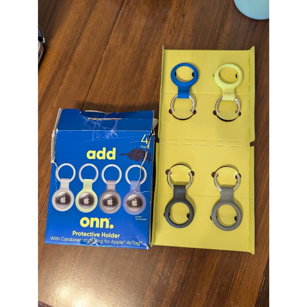 Onn. Protective Air Tag Holder w/ Carabiner - 4 pack - Damaged Box